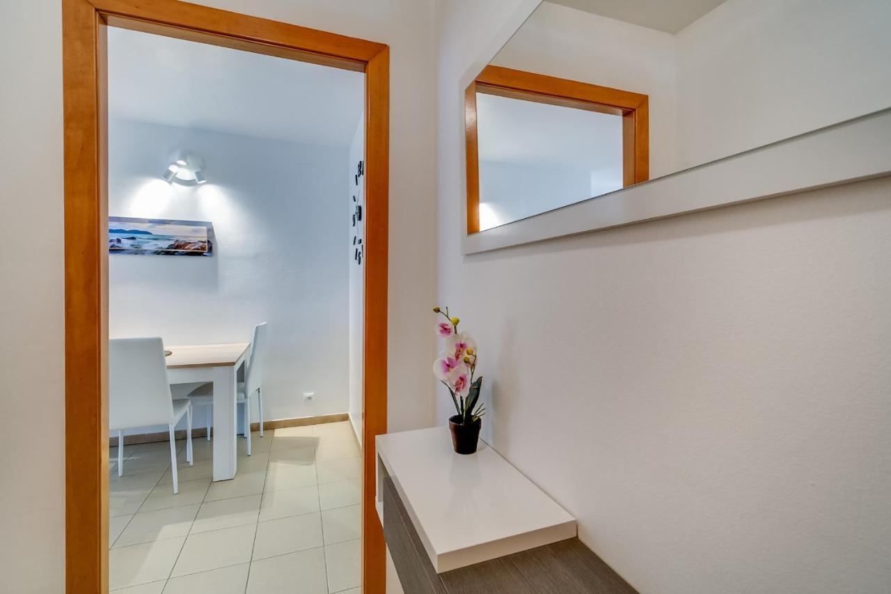 Appartamento Vivalidays Edurne Blanes Esterno foto